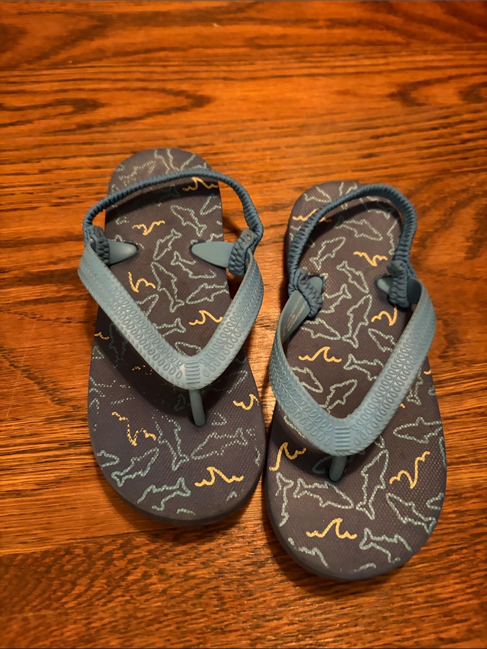 Cat & Jack toddler flip flops